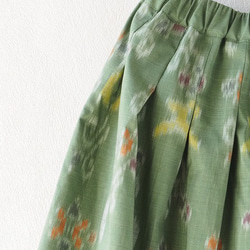 手織りイカットの春色ふわりスカート 5枚目の画像