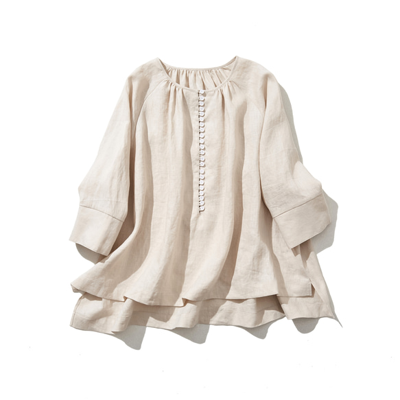 一件亞麻襯衫，隨著你的每個動作變換著不同的外觀。 100% 亞麻，米色。 230404-1 第2張的照片