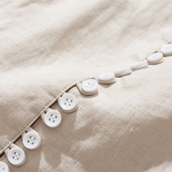 一件亞麻襯衫，隨著你的每個動作變換著不同的外觀。 100% 亞麻，米色。 230404-1 第9張的照片