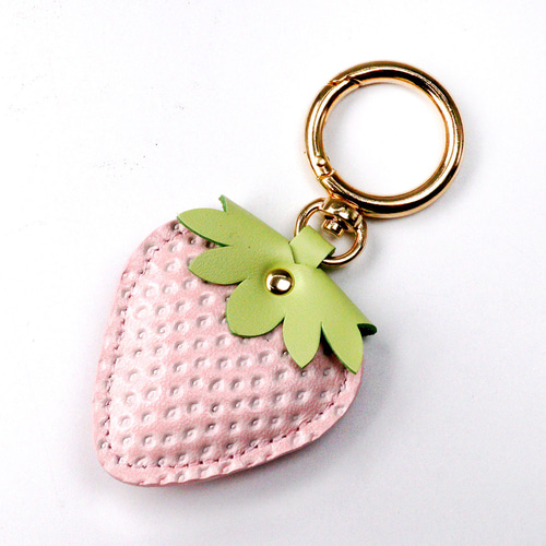 餃*子様 いちごのキーホルダー◎ キーホルダー いちご レモン レザー風 全2種 1個 2204 keyring