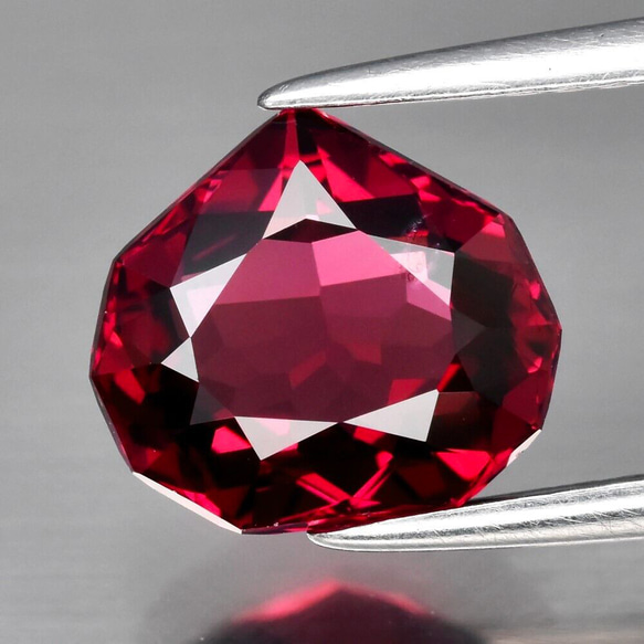 (希少)ロードライトガーネット 鑑別済ロット] 2.60ct ☆希少鮮色美 天然ロードライトガーネットVS