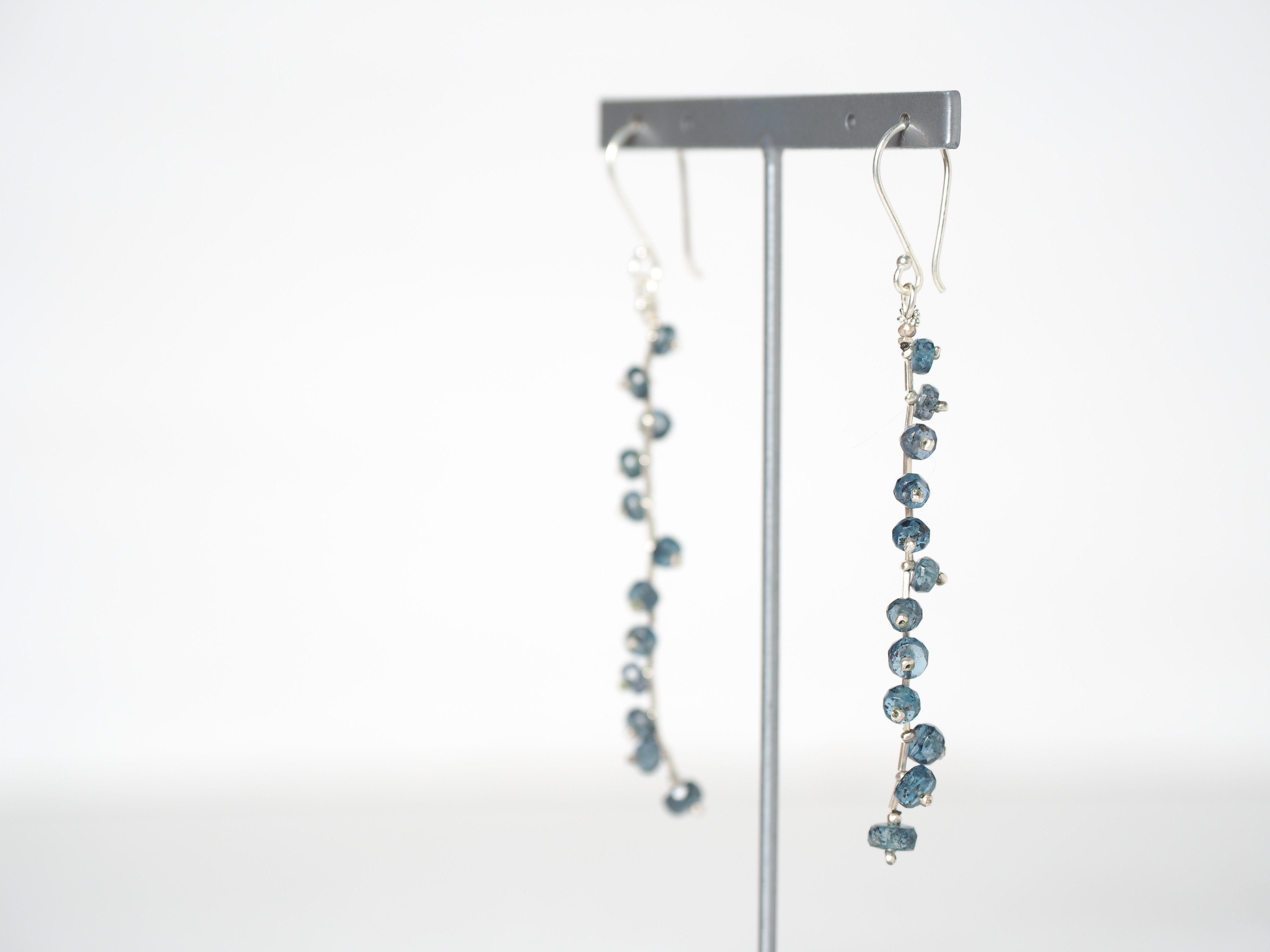 <MTO> -Indigo_blue kyanite- long <pierce・earrings>