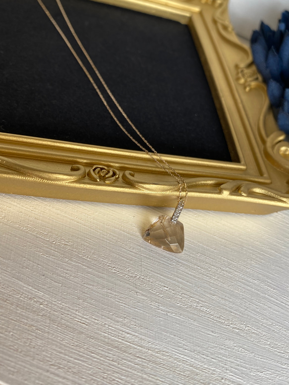 10k　ゴールドルチルクオーツとダイヤモンドのネックレス 3枚目の画像