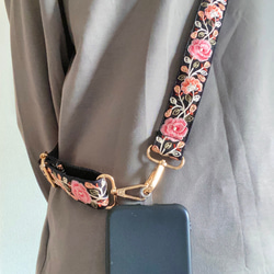 缺貨 印度刺繡絲帶 智慧型手機肩帶 肩帶 黑色 粉紅色 玫瑰 第9張的照片