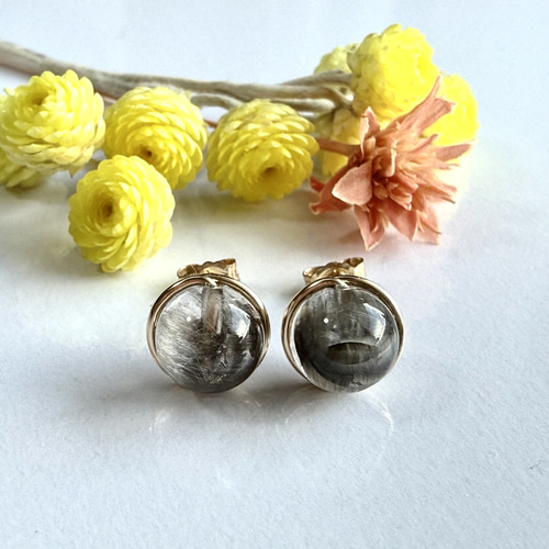 再販】 プラチナルチル クォーツ 1粒ピアス 14kgf 透明感 キャッツアイ