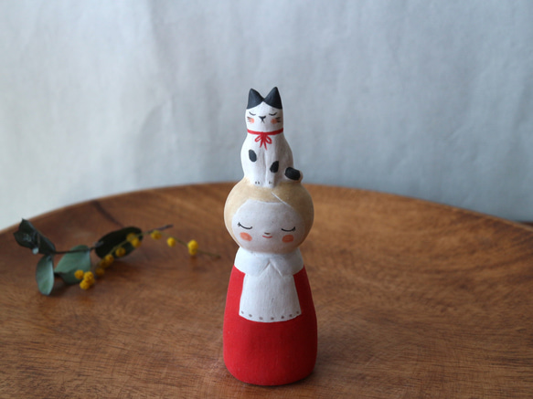 陶器で作った人形   noru doll ( ノルドール )  　座りネコ ３ 5枚目の画像