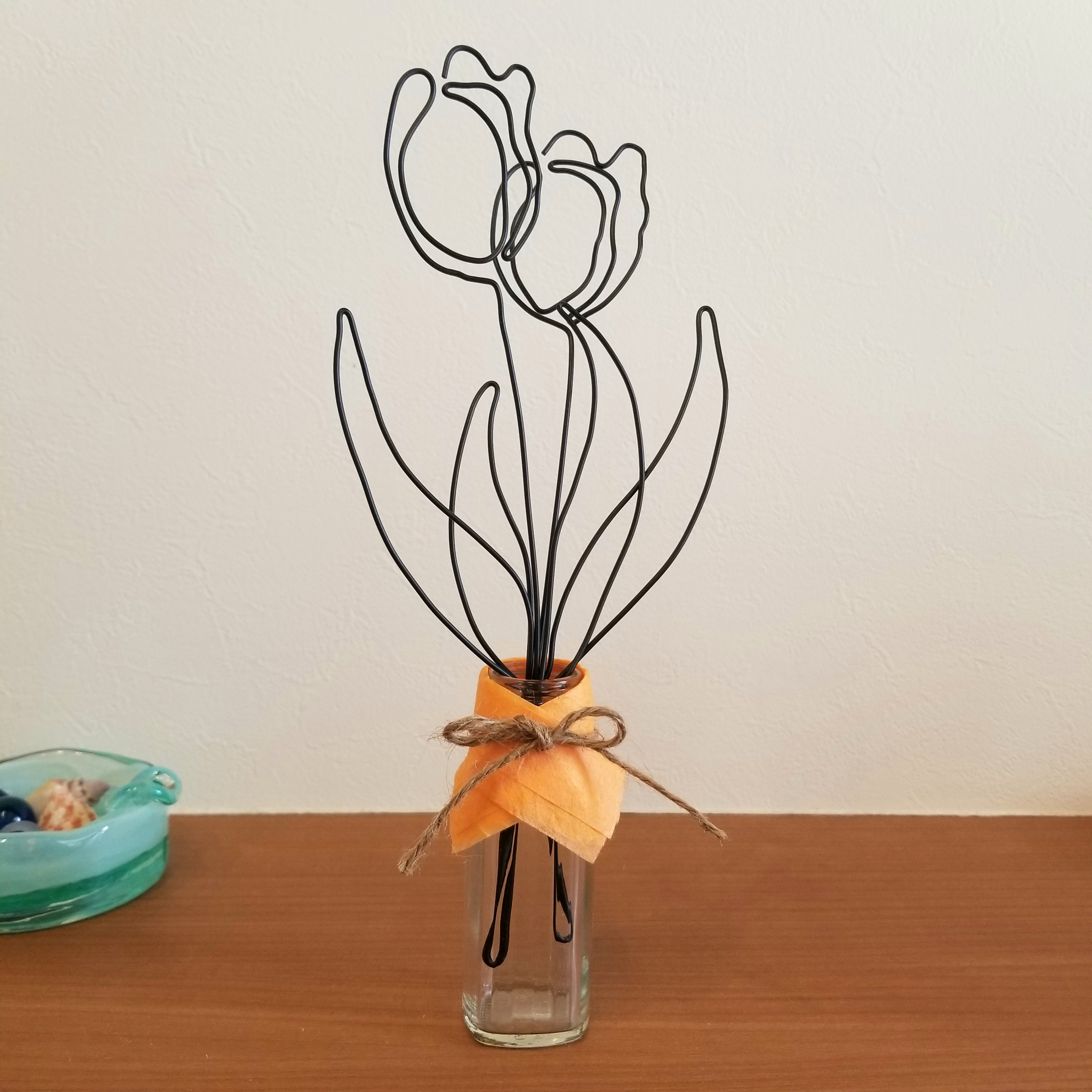 新しい 美品　ガラス　ヴィンテージ　花飾り　ワイヤーで自由に飾れる　ガラスの色合が美しい 工芸品