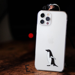 第一隻企鵝 iPhone 手機殼，智慧型手機殼，適用於 iPhone 17+，簡約透明，單點設計，安卓 第6張的照片