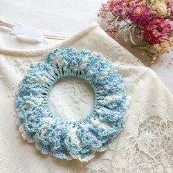 短毛シュシュ、レースフラワー(ホワイト)わんちゃん猫ちゃん用 1a674dba3b662fc9cbb769a99c3a10