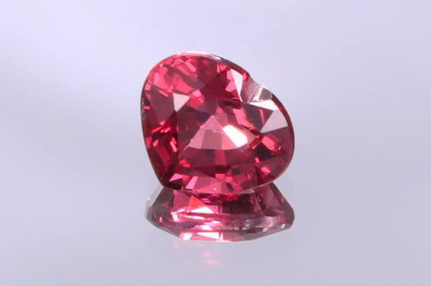 ガーネット　ルース　ロードライトガーネット　天然　天然石 天然ロードライトガーネット ルース 1.09ct 約5mm×7mm – Shis Color