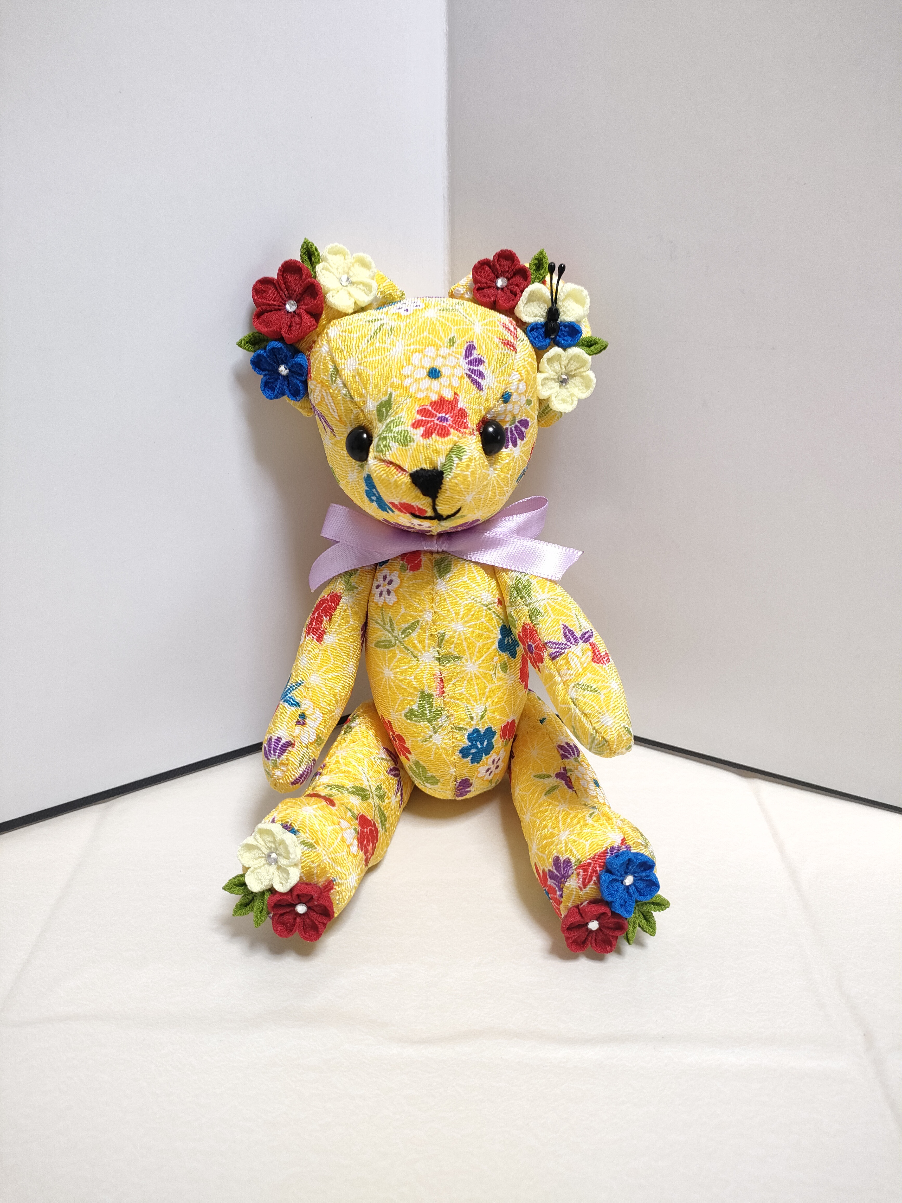 テディベアにつまみ細工のぬいぐるみ