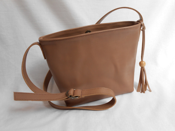 さおー　ショルダーバッグ ベージュ/ブラウン お散歩に最適！モカ茶色の小さなショルダーバッグ ショルダーバッグ