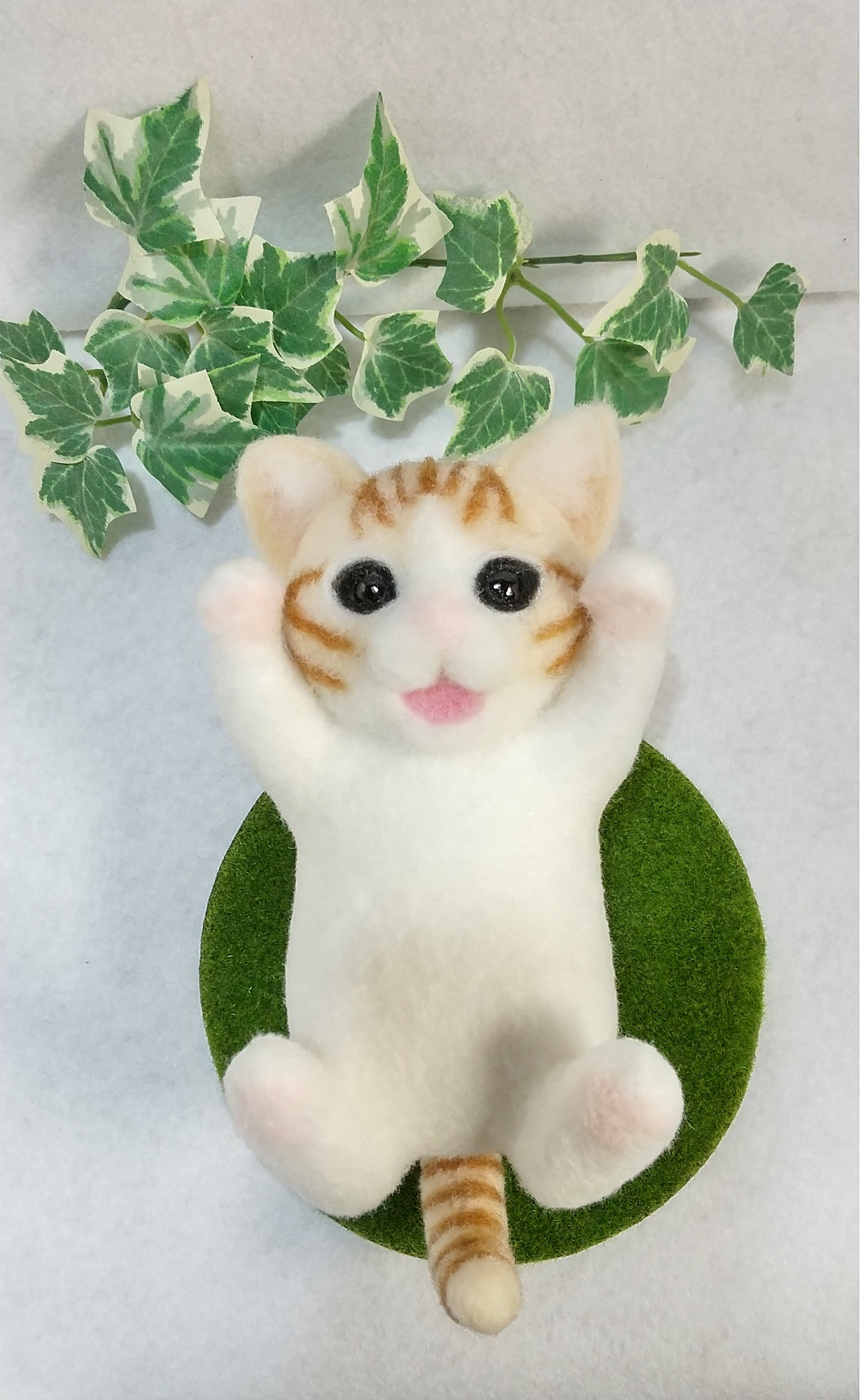 茶トラ白猫  　　羊毛フェルト