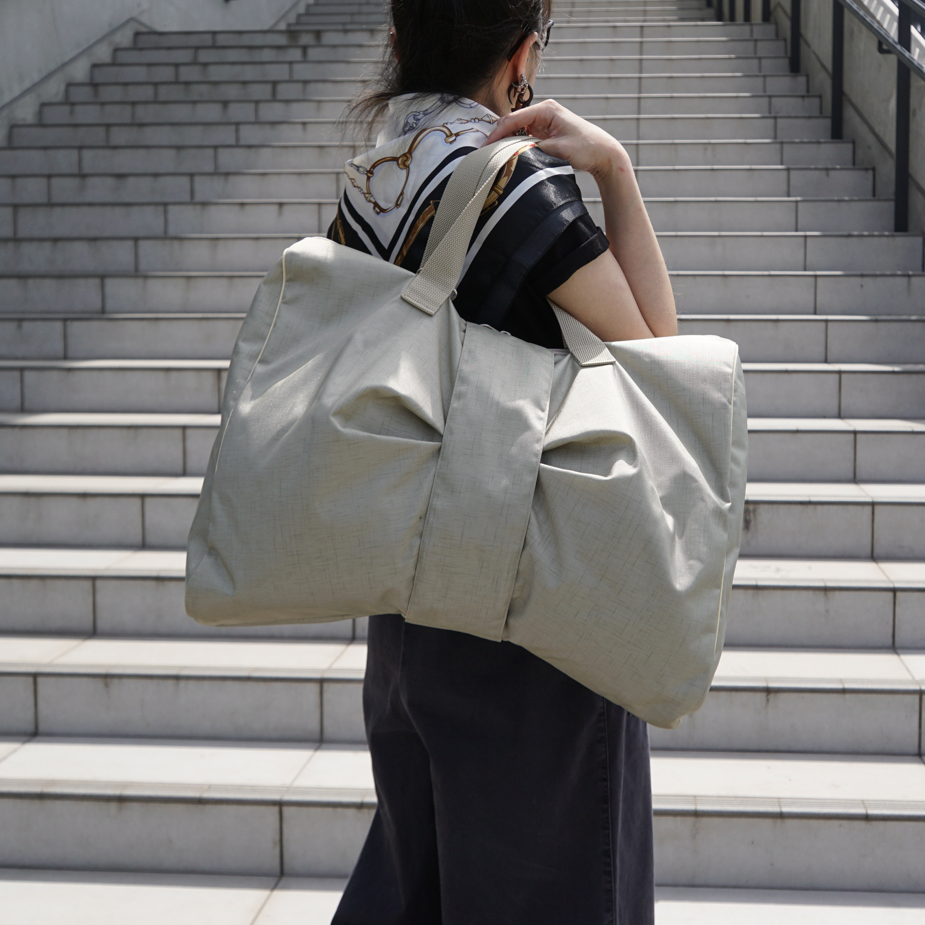 ⭐︎SALE⭐︎ナイロンのリボンボストンバッグ【シャンパンゴールド】