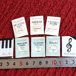 ◇ミニチュア楽譜6冊＆五線譜ノート2冊セット その他雑貨 チャリコ