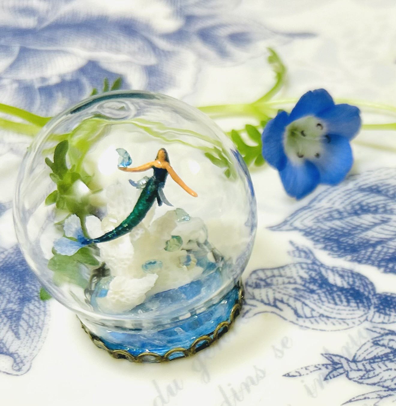 値引 ミニガラスドームの人魚（その1） 妖精標本商会 小瓶の妖精 妖精 工芸品