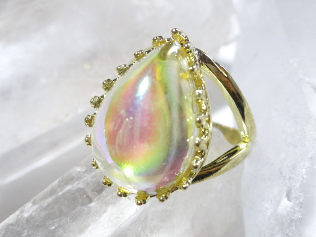 ペアシェイプジョンキルABカラーヴィンテージストーンのリング