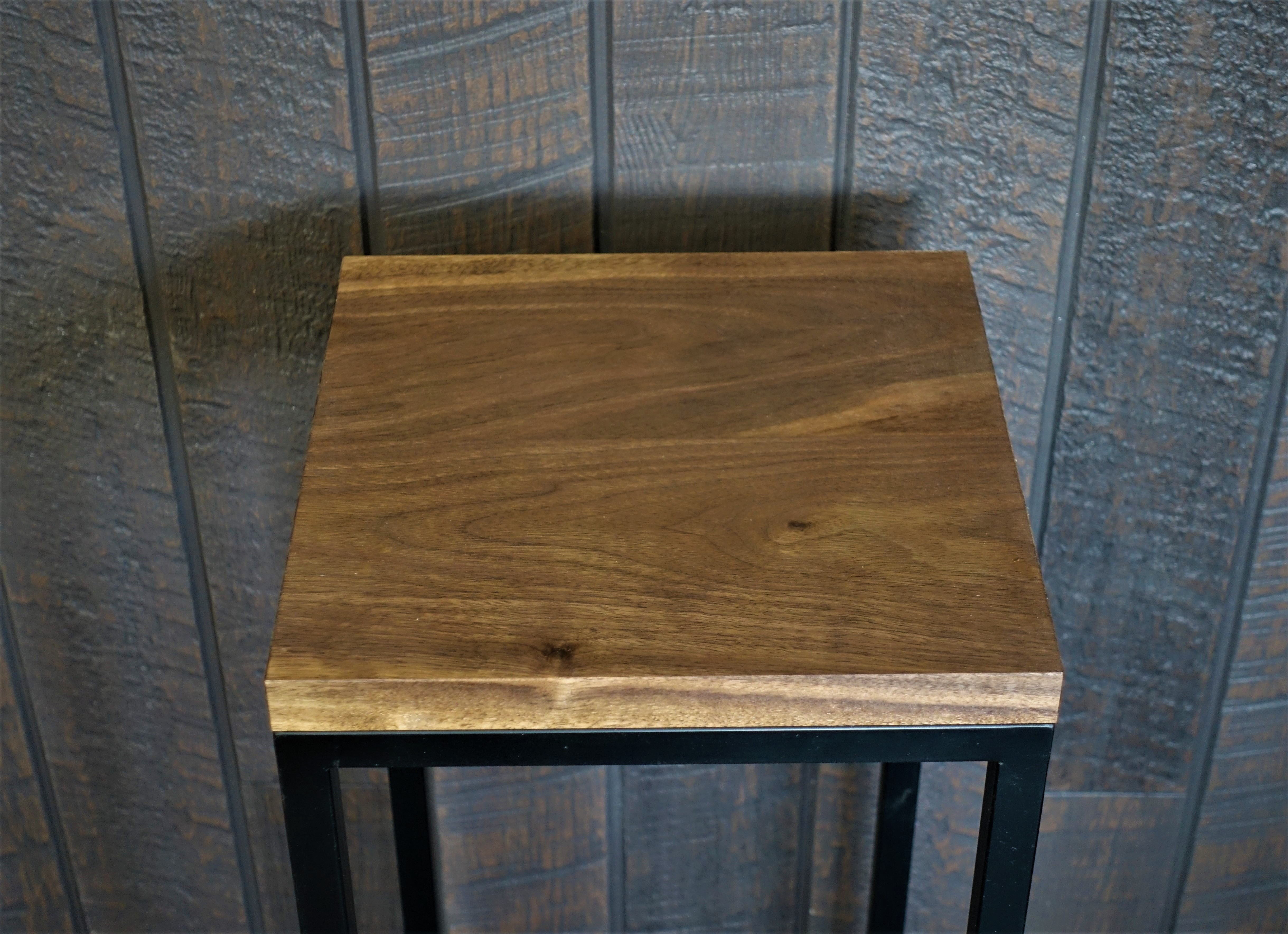 サイドテーブル　花台　コンソールテーブル　シンプル　おしゃれ　アイアン　ブラックウォールナット無垢材　ちょっと贅沢