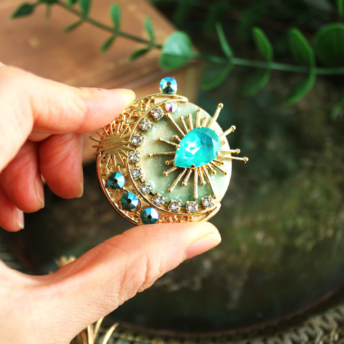 残り1点 燦耀のブローチ（金）【高級クリスタル使用】三日月 星 天体