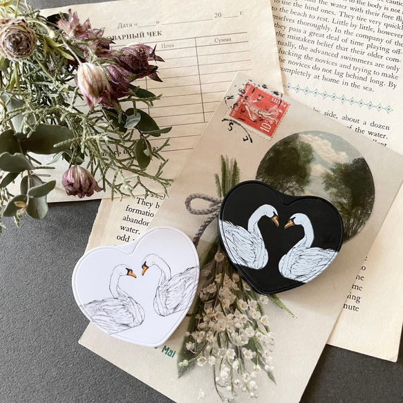 受注生産】白鳥のハート型スマホグリップ スマホスタンド・スマホ