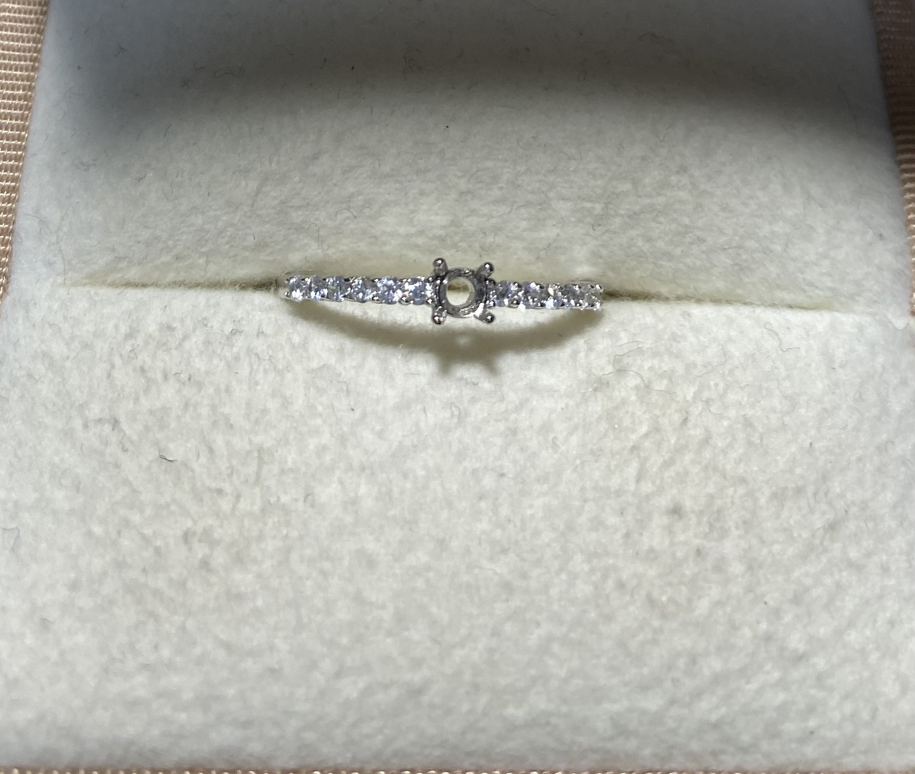 リング空枠　グレイス　ラウンド3 　シルバー