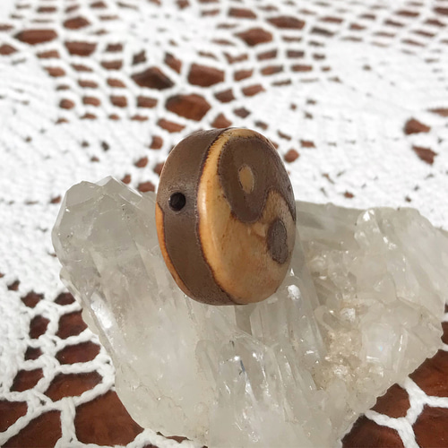 陰陽太極天珠 太極天珠 丸型天珠 天珠 瑪瑙 アゲート 天然石 天然石 虹