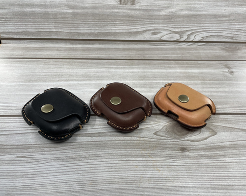 AirPods用レザーケース 黒 ハンドメイド b68e368b94f3b955c7ced02e2637b1