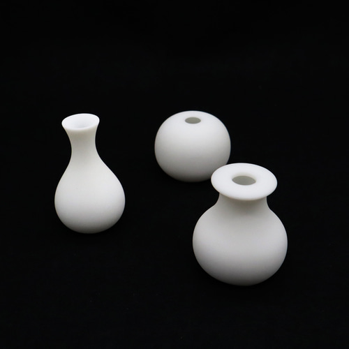 SMALL VASE TRIO 小型花瓶3点セット ホワイト マット 一輪挿し