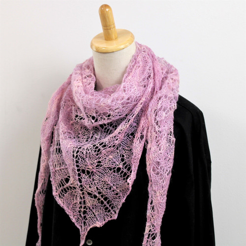 極細レース三角ショール モヘア・メリノ極細手染め糸 ピンク ストール