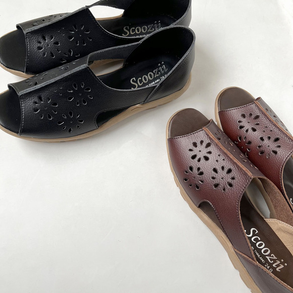 【SALE】夏のお出掛けも大丈夫　かかと付きサンダル　花柄パンチング　1661 20枚目の画像