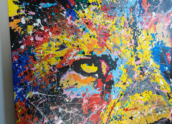 Title "LION" contemporary paint 第13張的照片