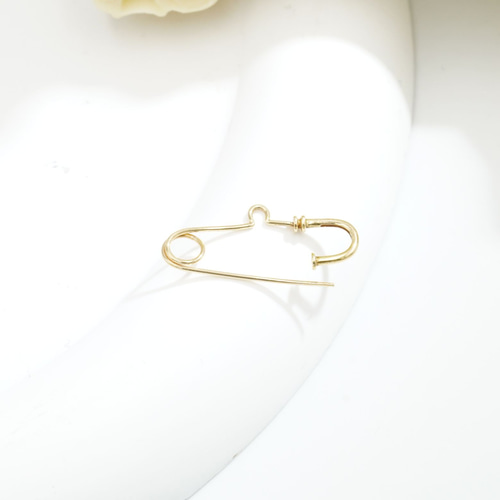 18金万能ブローチ用の安全ピン H10904（4週間発送） ピンバッチ 武田