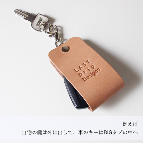 campomaggi ネイビー レザー キーホルダー スタッズ付き campomaggi ネイビー レザー キーホルダー スタッズ付き