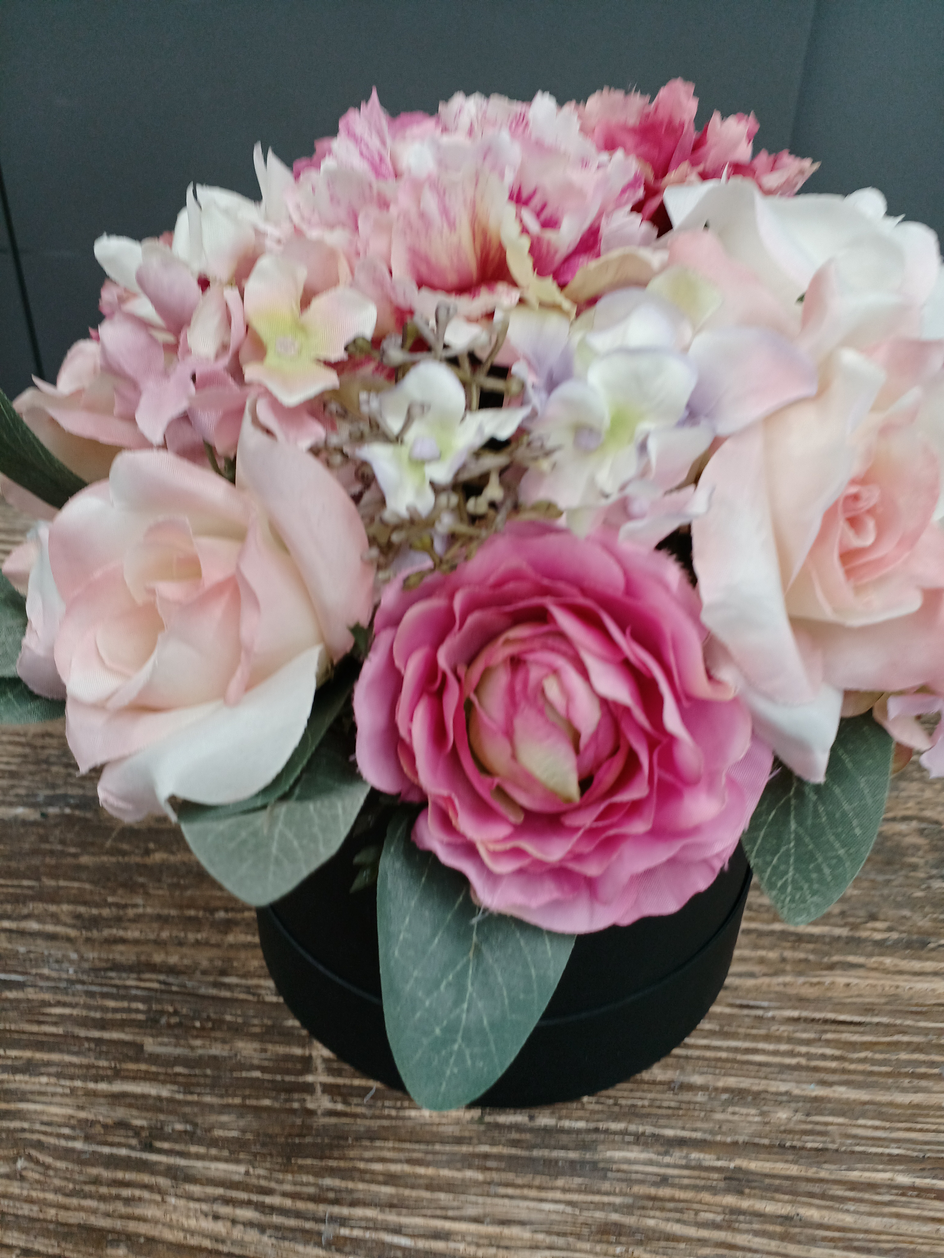 アーティフィシャルフラワーボックスアレンジメント