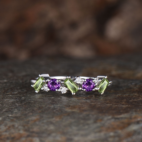 可愛いハートのペリドットリング 14K 約12号〜13号 誕生石ジュエリー 可愛いハートのペリドットリング 14K 約12号〜13号 誕生石