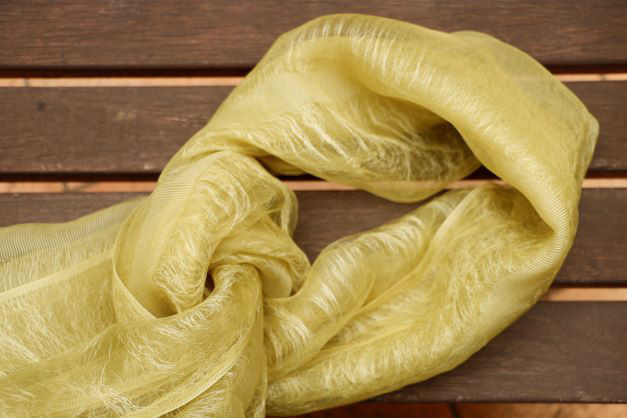 ヨモギ染め　草木染のシルク100％スト－ル　Yomogi Double Organdy ss064