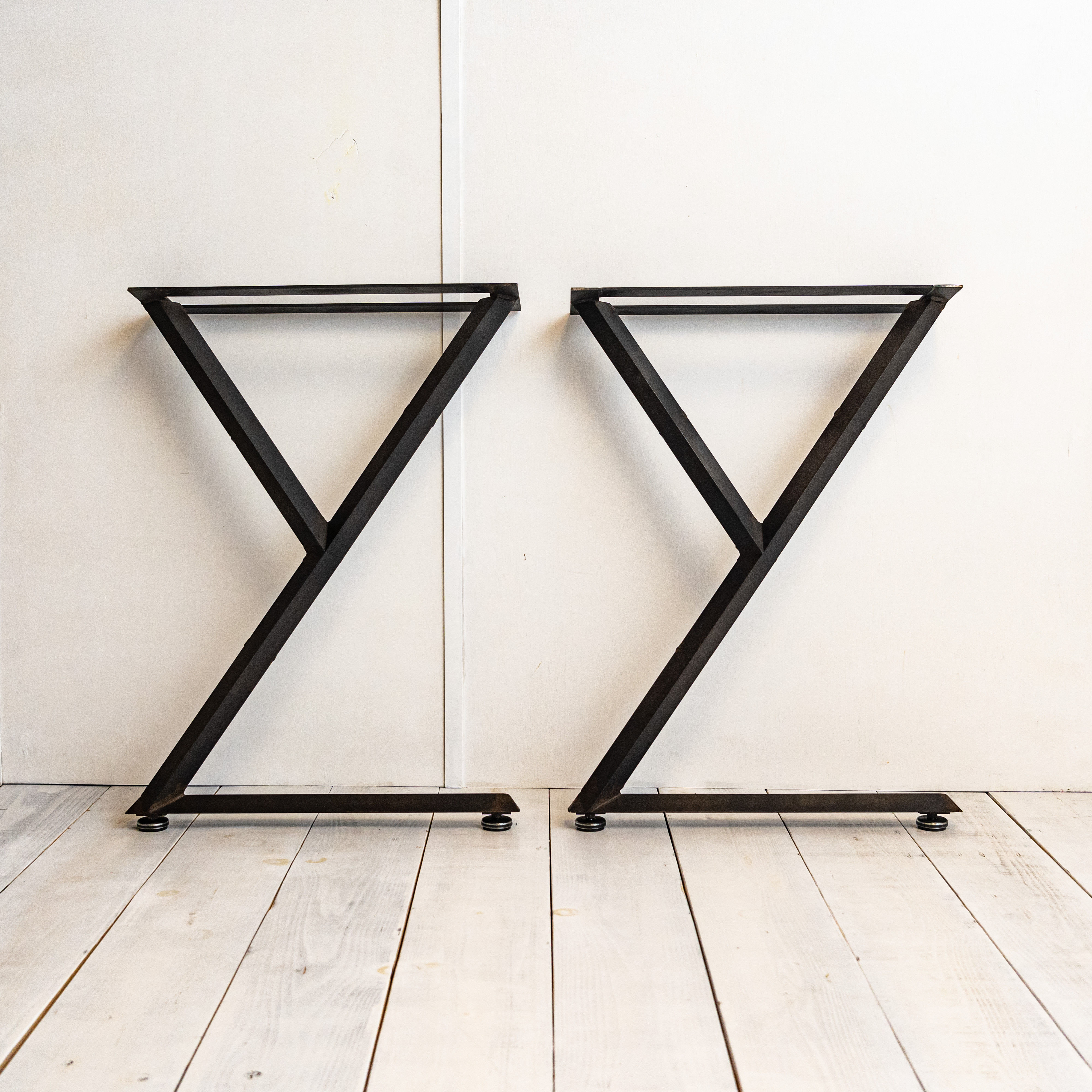 y edge iron legs [yラインエッジ鉄脚2セット]　送料無料