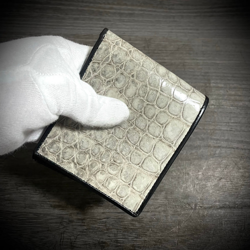 【新品・未使用】ヒマラヤクロコダイル 三つ折り財布　シャムワニ 新品・未使用】ヒマラヤ クロコダイル 三つ折り財布 シャムワニ