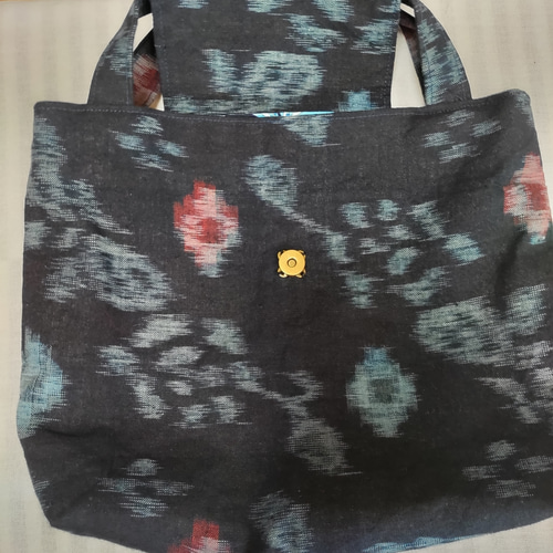 NO.147 着物リメイク 蓋付きトートバッグ（絣） トートバッグ maisan