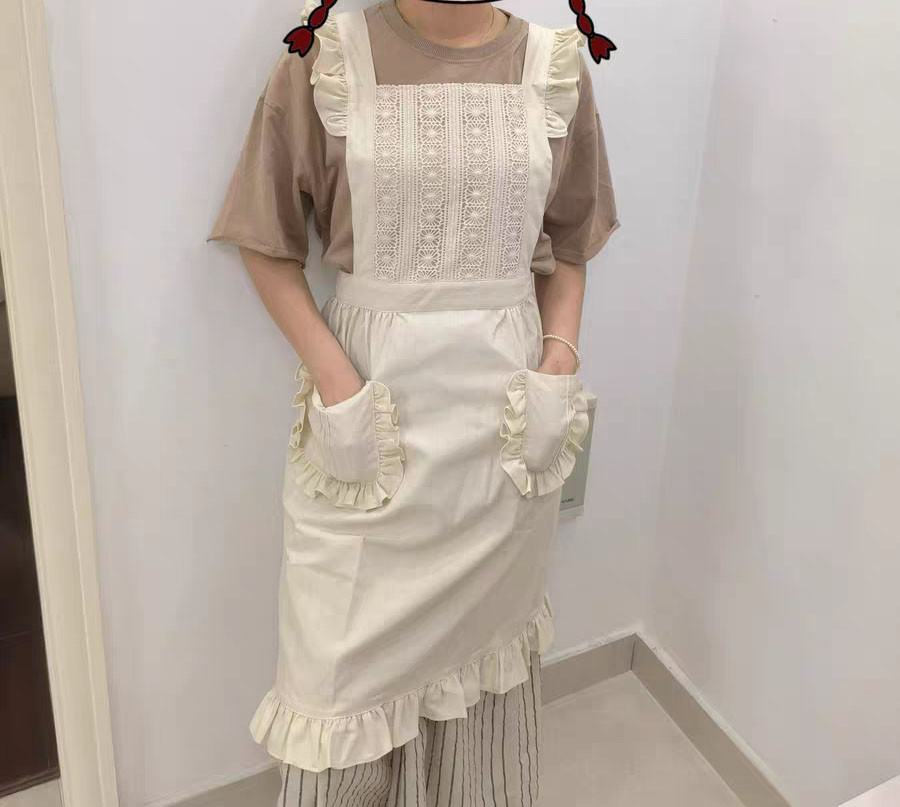 no742限定1着ショルダーレースのエプロンワンピース(裾フリルあり)