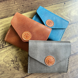 シープスキン】青いラウンドファスナーロングウォレット【イタリアン