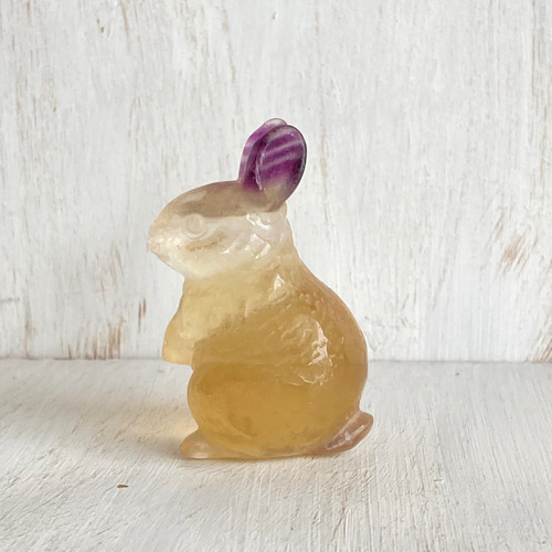 フローライト 蛍石 うさぎ 彫刻置物 天然石 卯年 天然石 Luna Mare