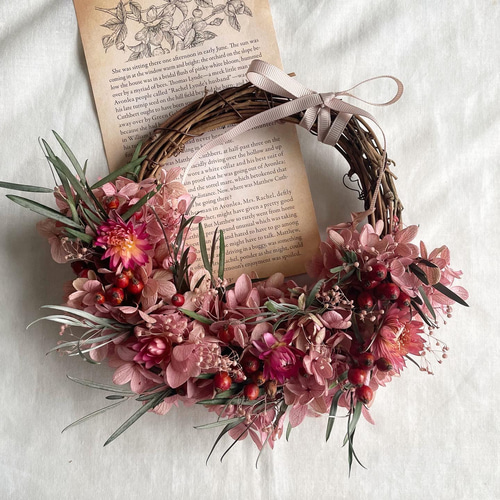 隠れモーブの、紫陽花リース。