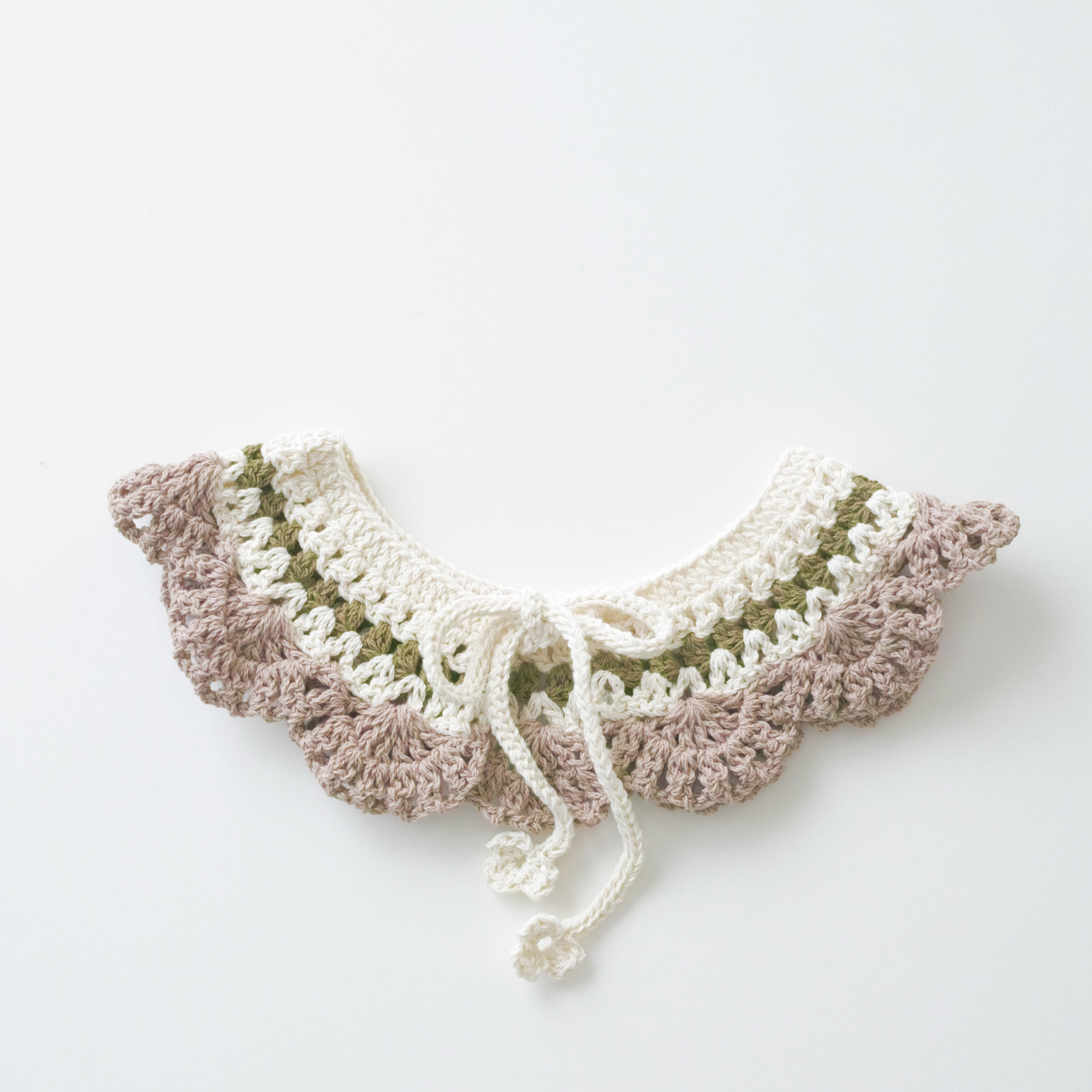 ペヘモリッケ様製 ハンドメイド くま つけ襟 ペヘモリッケ様製 ハンドメイド くま つけ襟