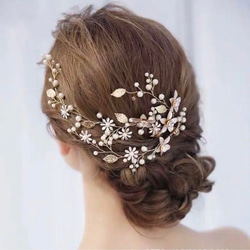 新入荷ヘアアクセサリー！ウェディング　結婚式　小花&パール　　前撮り8/30 2枚目の画像