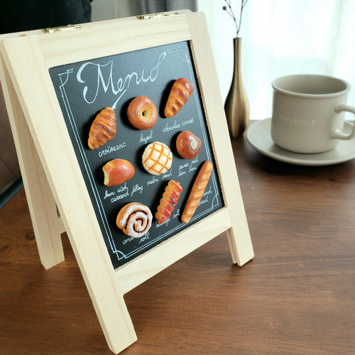 小さなパン屋さんの立て看板（受注製作） その他雑貨 カステラ舎