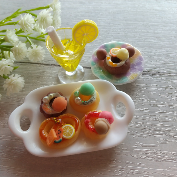 ミニチュア #1133☆ドーナツMIX 花柄お皿、プレート、アイスレモン