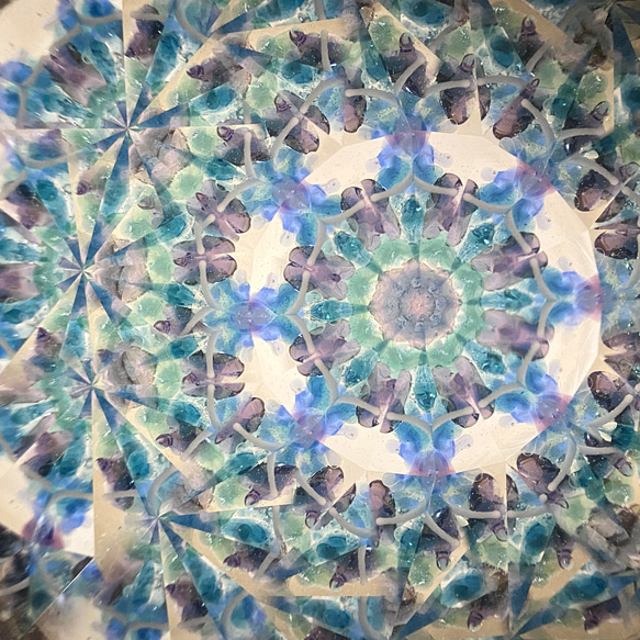 母の日ギフトに❁﻿万華鏡「静かな夜の紫陽花」プリザーブドフラワー 枯れないお花 アレンジメント 5枚目の画像