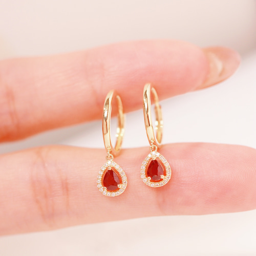 天然ダイヤモンド付きルビーピアスk18 ピアス（フープ） パール  