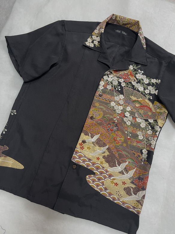 着物リメイク 鶴柄の黒留袖アロハシャツ メンズMサイズ シャツ